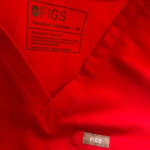 FIGS scrub top